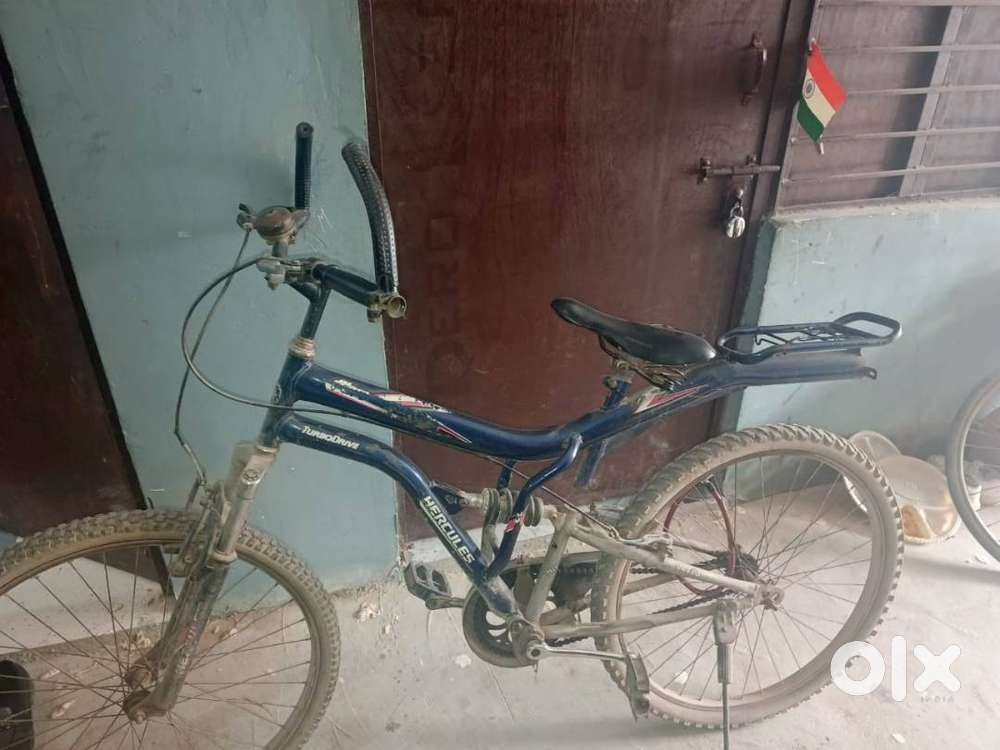 Koi kharabi nahi hai achi chalti hai