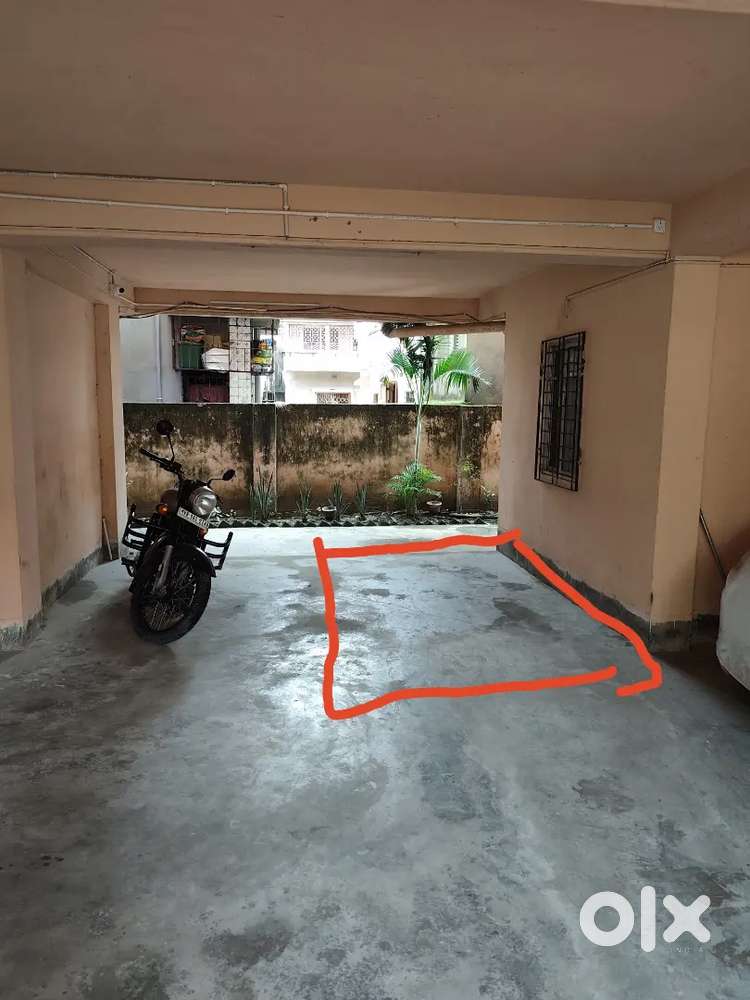 CAR parking rent/ sale near Haltu Girls School