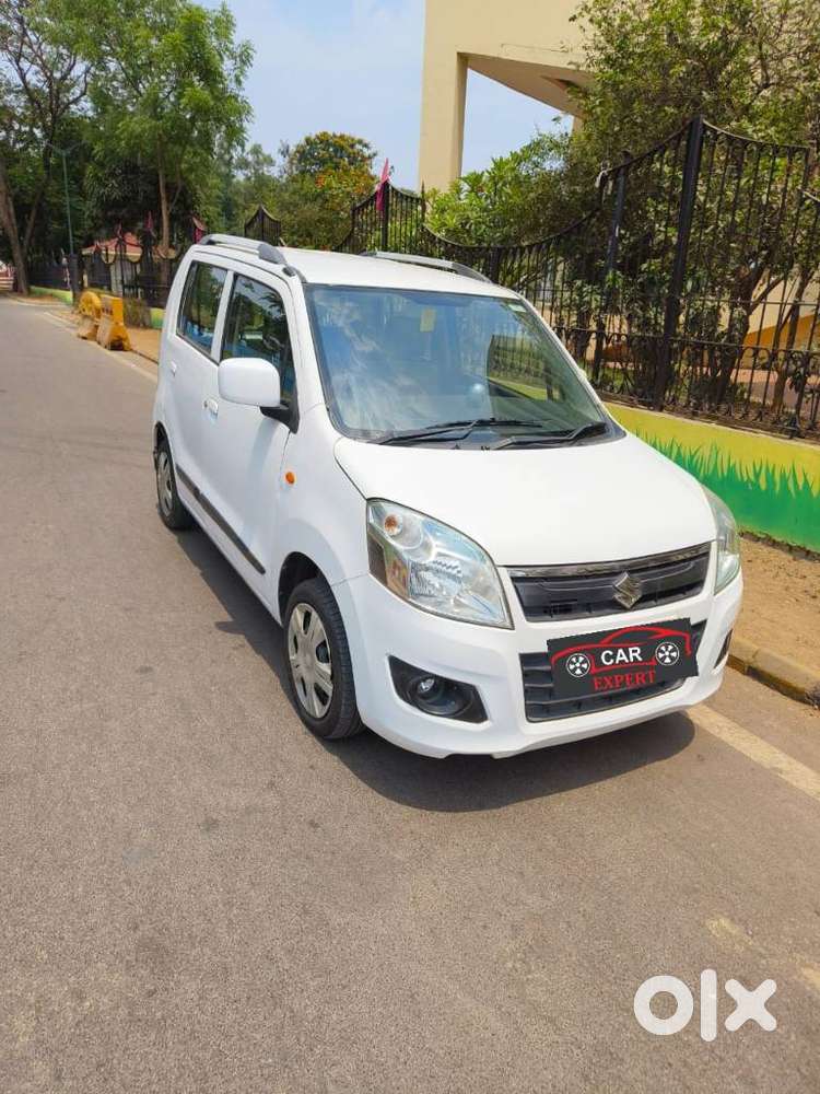 Maruti Suzuki Wagon R VXI AMT Opt 1.2, 2016, Petrol