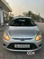 Figo petrol top model titanium 1 owner 62000 km service record