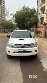 Toyota Fortuner [2009-2012] 3.0 4X4 MT, 2011, Diesel