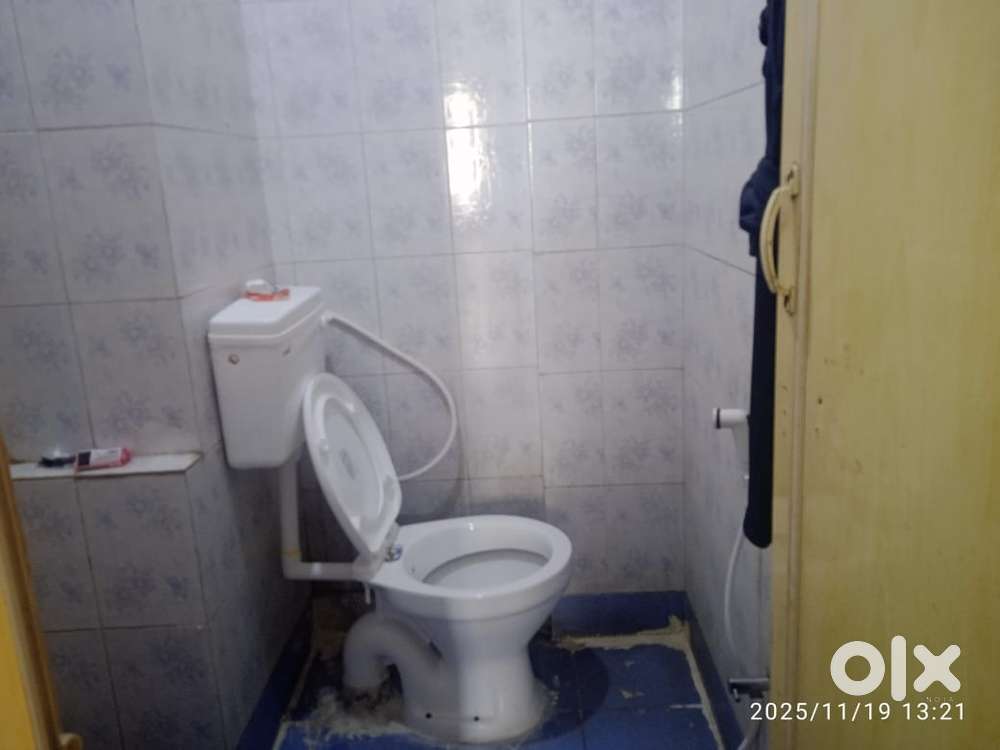 Profitable running Gents PG for sale