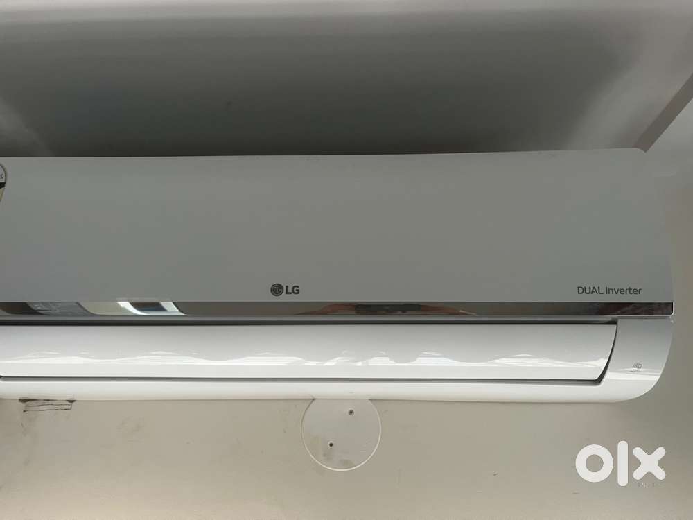 LG 1.5 ton 3 star three years old AC FOR sale