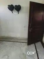 One big size room for working women and students s