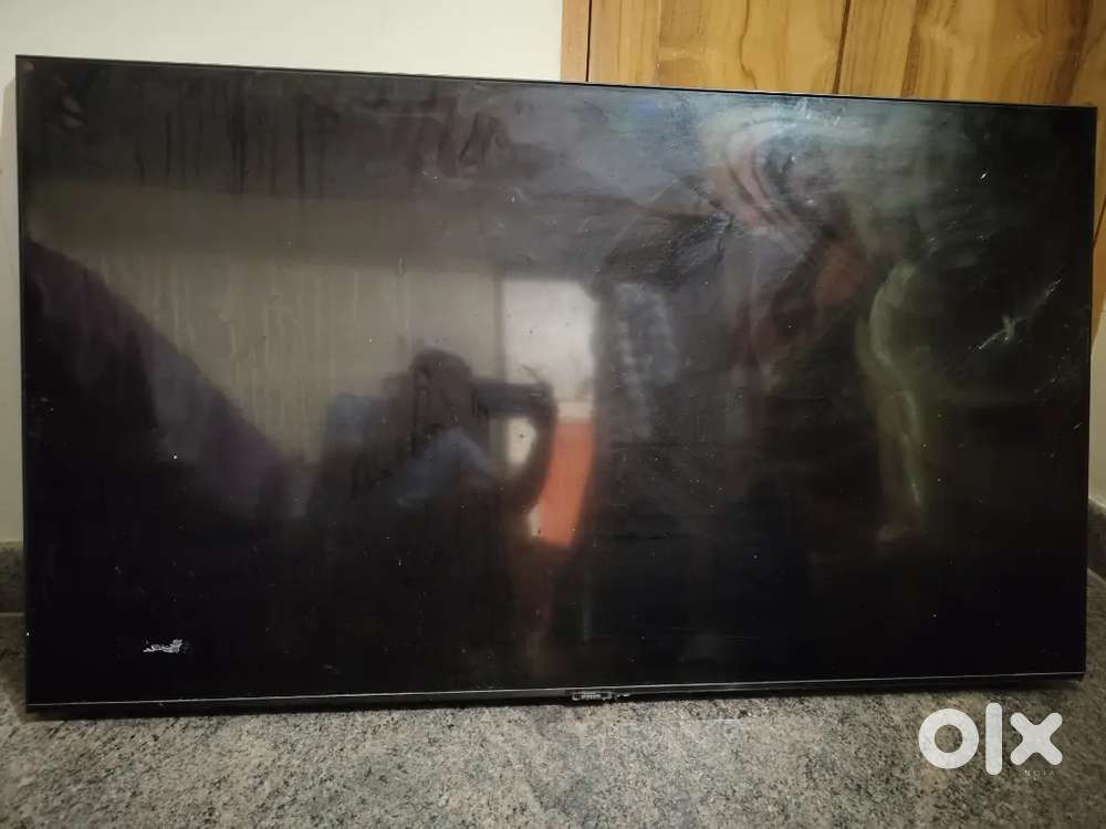 Samsung 55 ultra hd smart 4k QLED tizen tv(display broken)