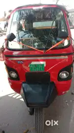 mahindra mini alfa ,battery rickshaw red colour, in good condition