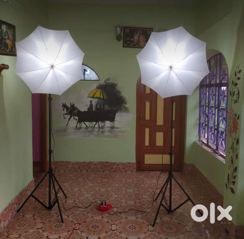 2 Umbrella Light -2 stands (HIFFIN E27 Studio Single Holder)