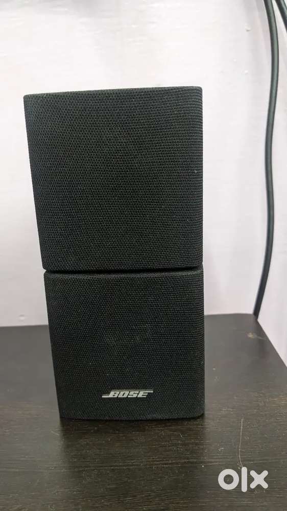 Bose 2gen cube surrounded speakers 8ohms 200 watts