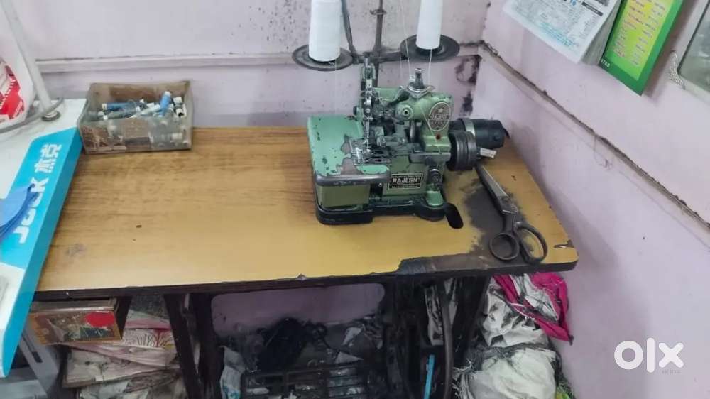 Rajesh over lock machine