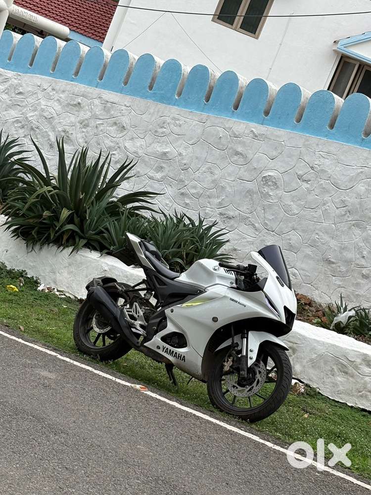 R15 M neat maintain with showroom records