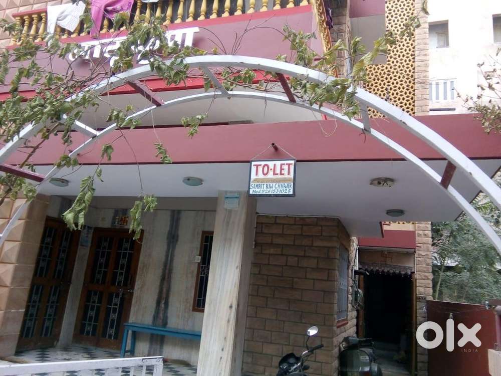 1 Room kitchen bath near NehruPark Sardarpura