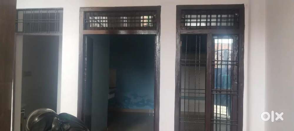 One room set for rent