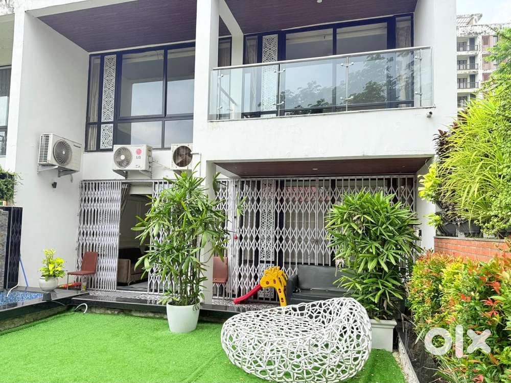 Villa for sale in Maheshtala