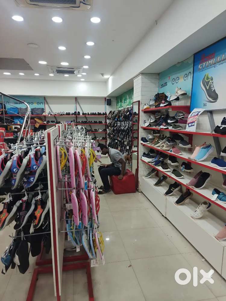 PARAGON FOOTWEAR SHOWROOM