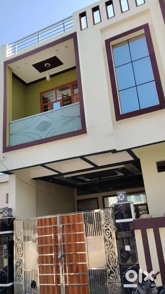 3BHK,111 gaj Duplex fully furnished. Near ISBT Sanskriti lok dehradun