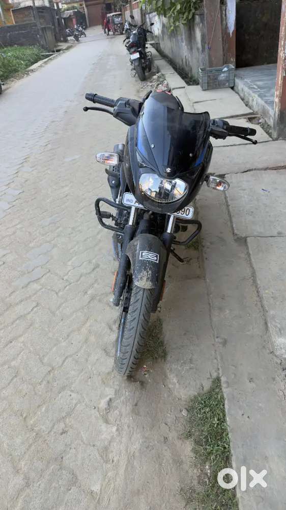 Pulsar 125 with Front Disc