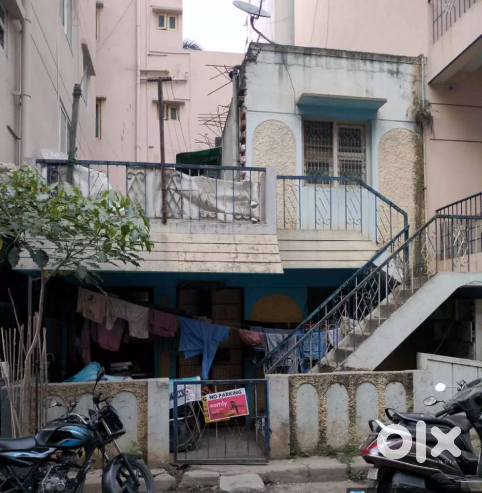 25+ years aged property