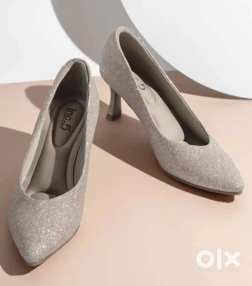 Inc 5 heels