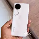 Vivo V50e new only box open new 29000 ka liya tha abhi