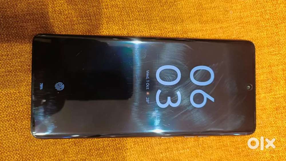 Motorola Edge 50 pro 8/256 with all accessories & bill Box