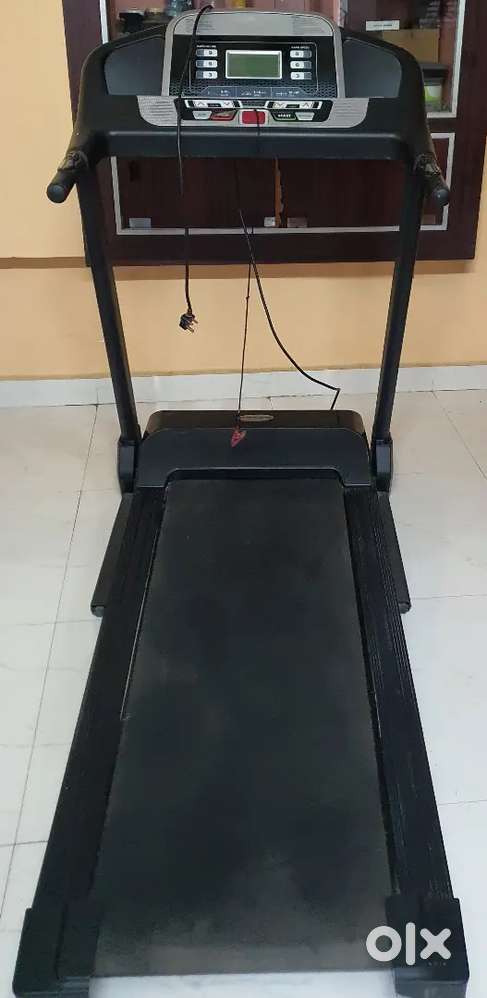 Treadmill for sale purchased in 2016