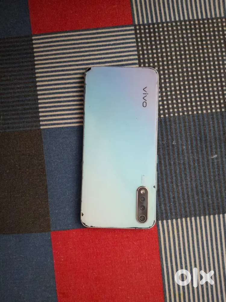 Vivo s1 mobile in very good  condition price 4999