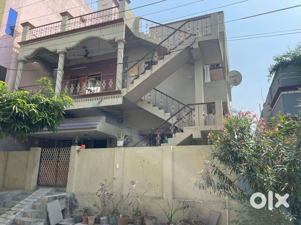 Independent 2 floor house Urgent sale