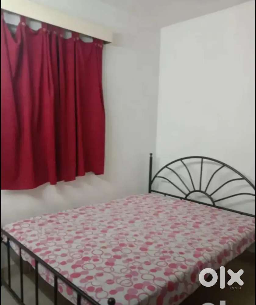 Require 1 female roomate for 2bhk flat