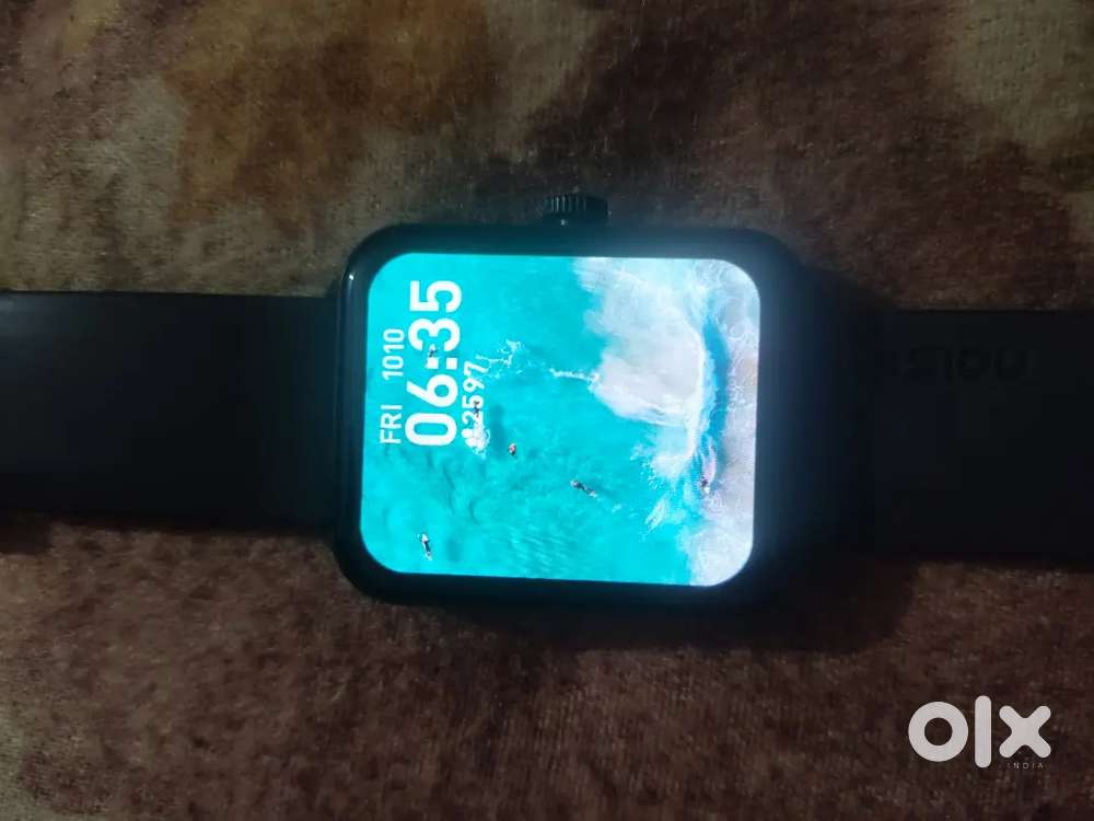 Smartwatch Noise ColorFit Icon 2 Vista