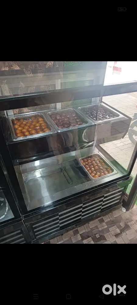 Hot and cold counter