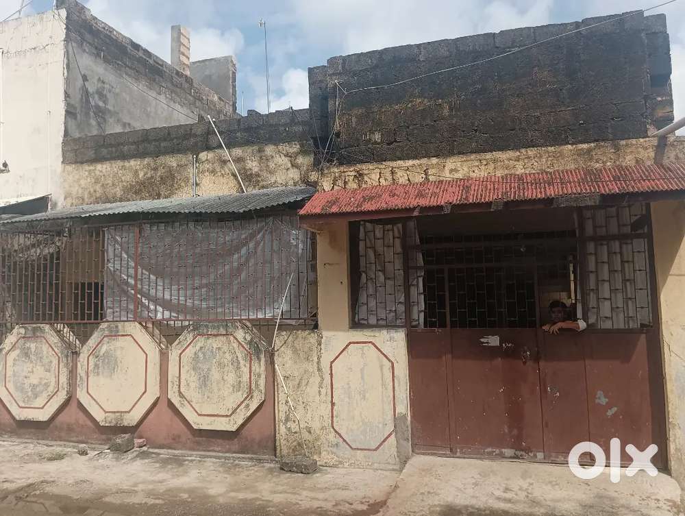 Adarsh nagar, jin plot,