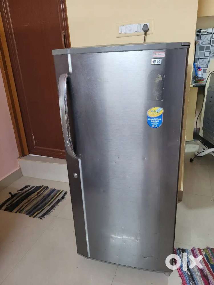 Fridge and washing machine