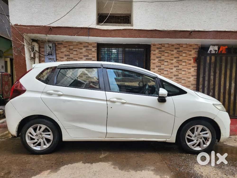 Honda Jazz 1.2Vmt i-vtec good condition car
Doctor's Car,Single Handed