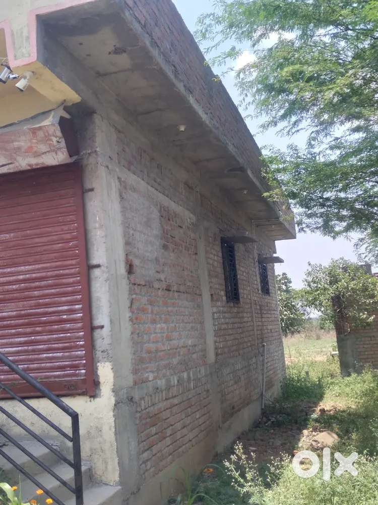 2 bad room 1 bathroom 1 dukan 1 hoal