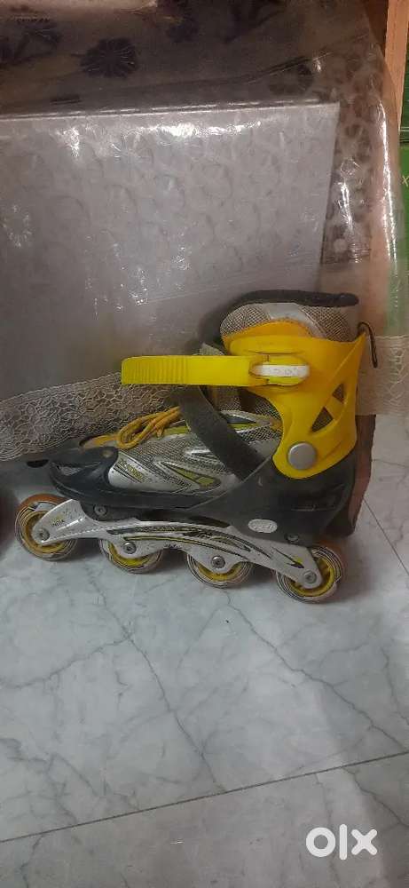In Line Roller Skates
