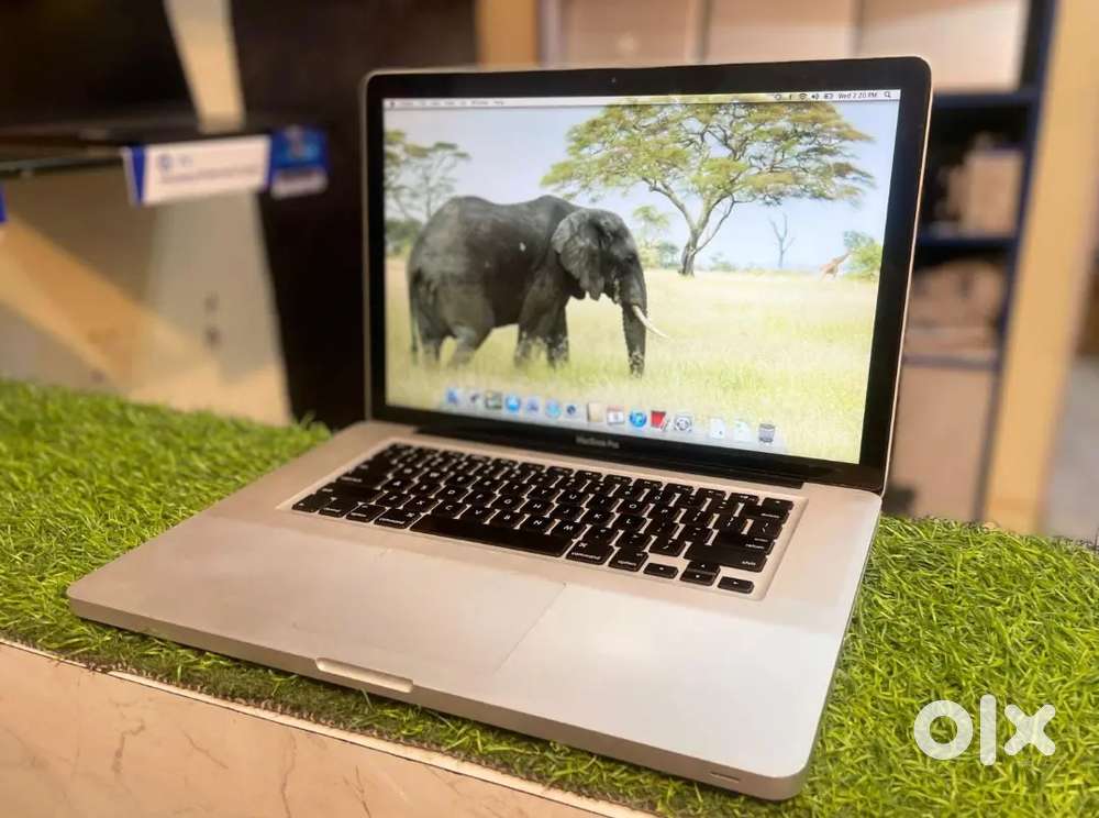 MACBOOK PRO A1286 2010 INTEL CORE I5 4GB RAM 256GB SSD 15 INCH