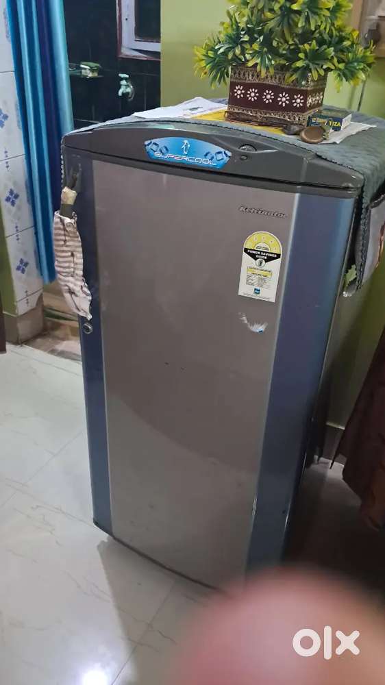 Kelvinator medium size fridge