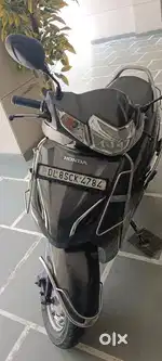Single hand scooter well maintained with company service record