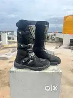 Riding boots