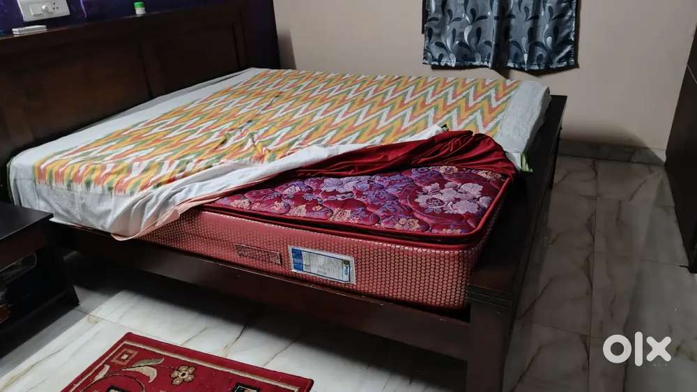 Kingsize Peps make spring Mattress 78*75*12 inches
