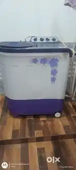 Whirlpool semi-autometic washing machine
