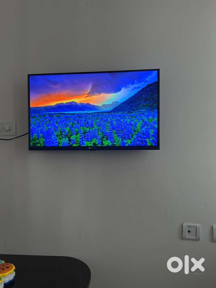 Realme 32 inch QLED tv