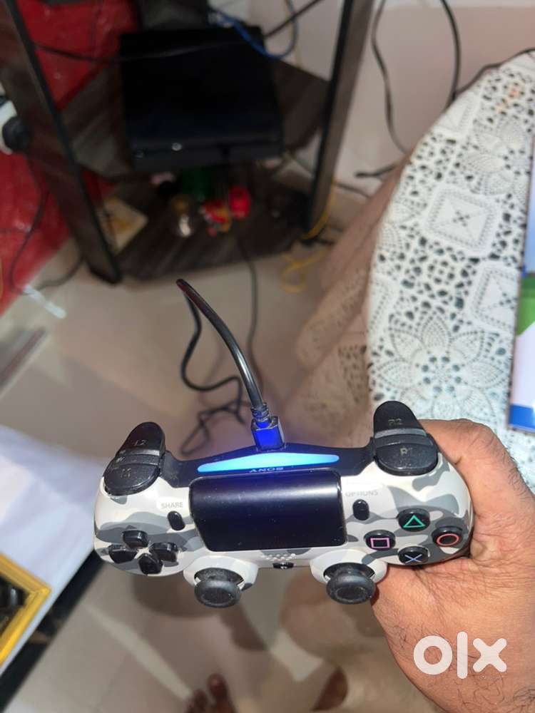 Play station 4 Slim 1TB (PS4)