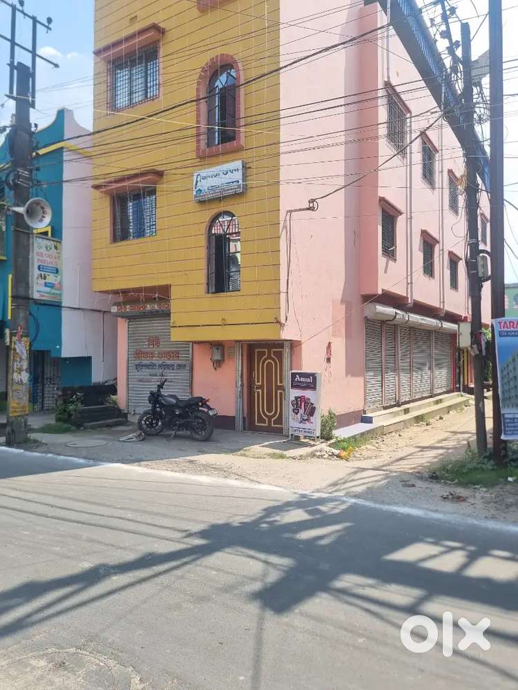 850sqft area available on ground floor