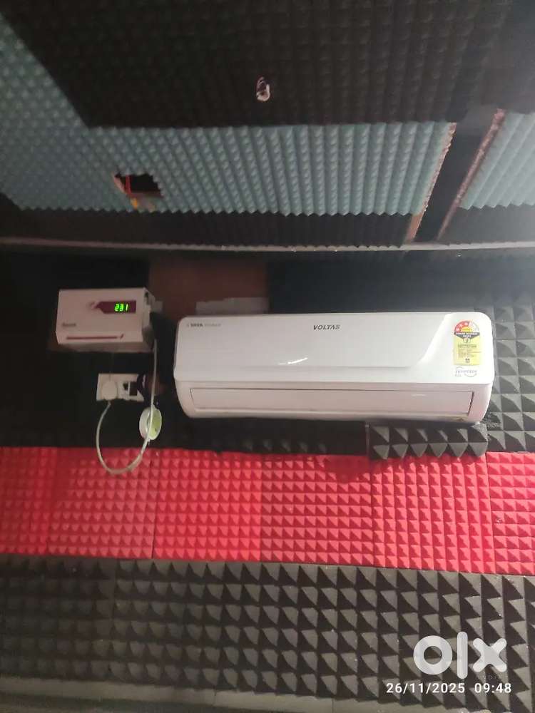 Voltas 1.5 ton AC with Stabilizer