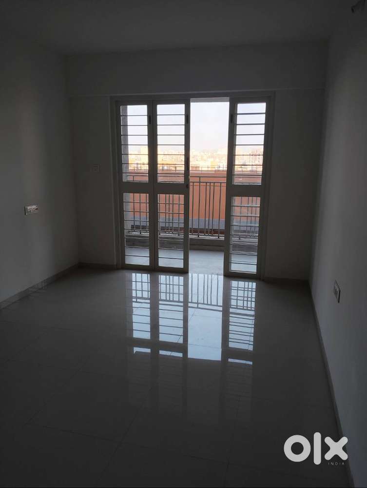 3 Bhk flat for rent near spine road Jadhavwadi