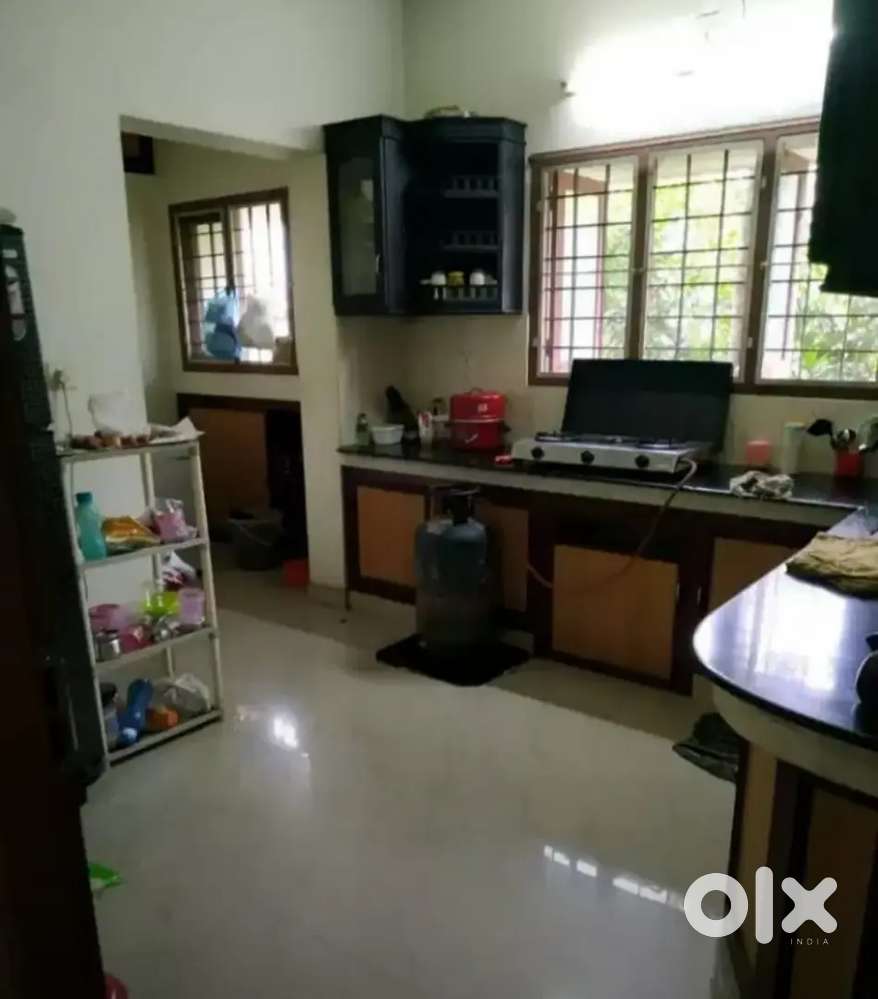 Luxurious PG accommodation for ladies at Kadavanthara