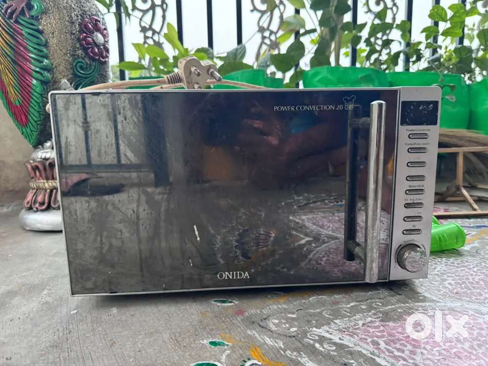 Microwave oven