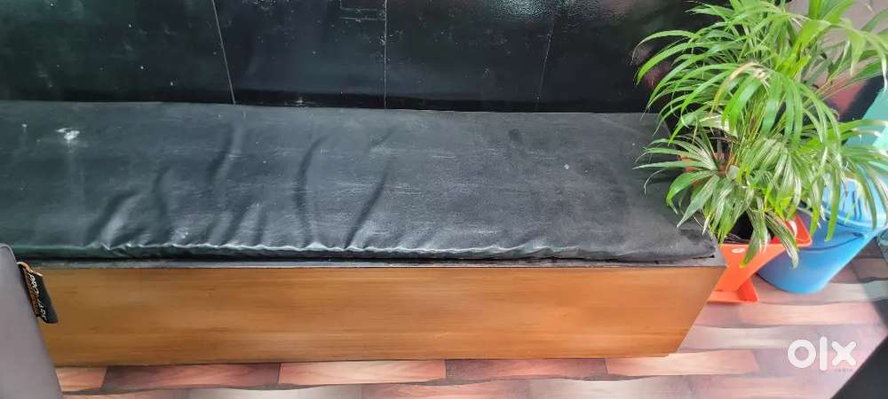 Sofa wooden
