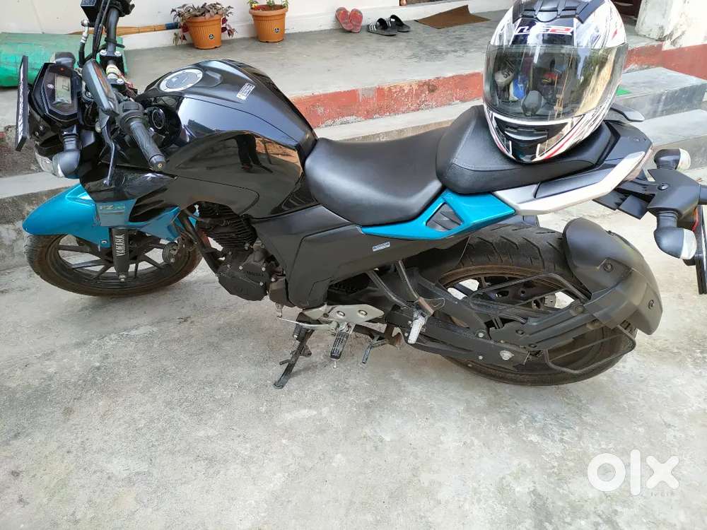 Yamaha Fz250 in brand new condition urgent sale